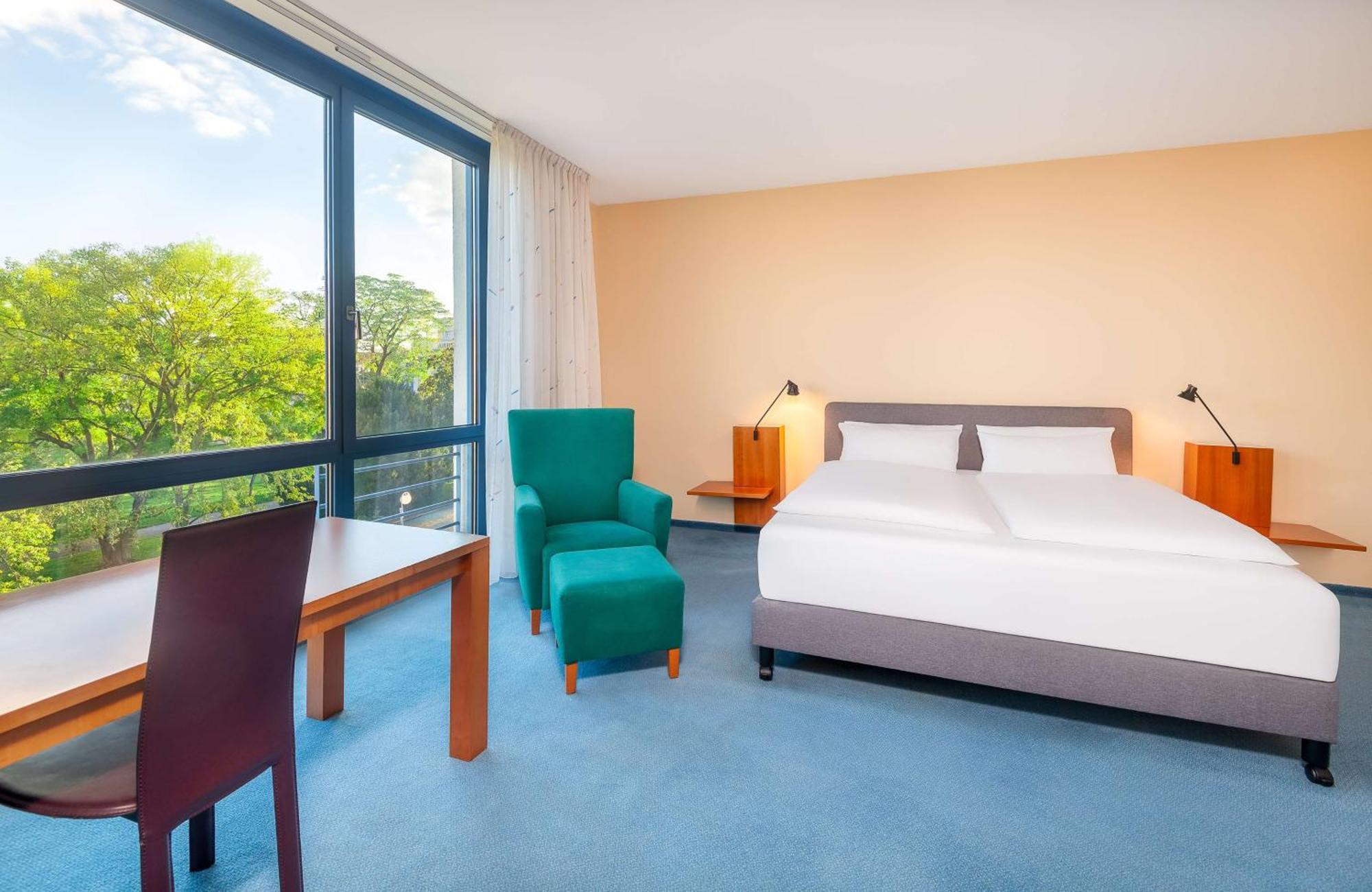 Radisson Blu Fuerst Leopold Hotel Dessau-Rosslau Екстериор снимка