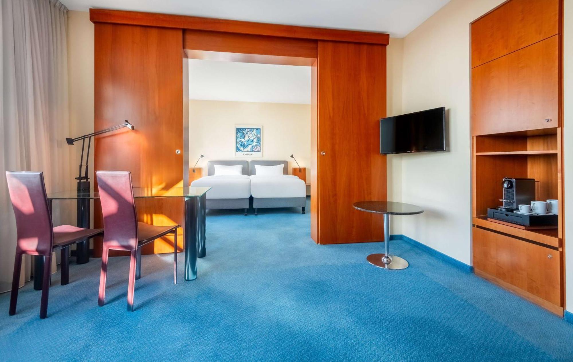 Radisson Blu Fuerst Leopold Hotel Dessau-Rosslau Екстериор снимка