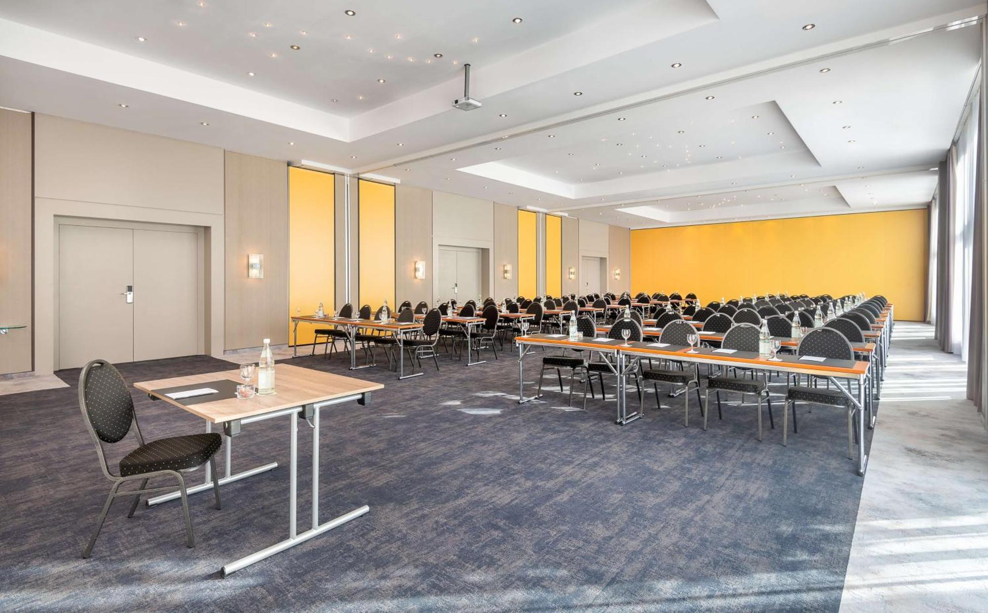 Radisson Blu Fuerst Leopold Hotel Dessau-Rosslau Екстериор снимка
