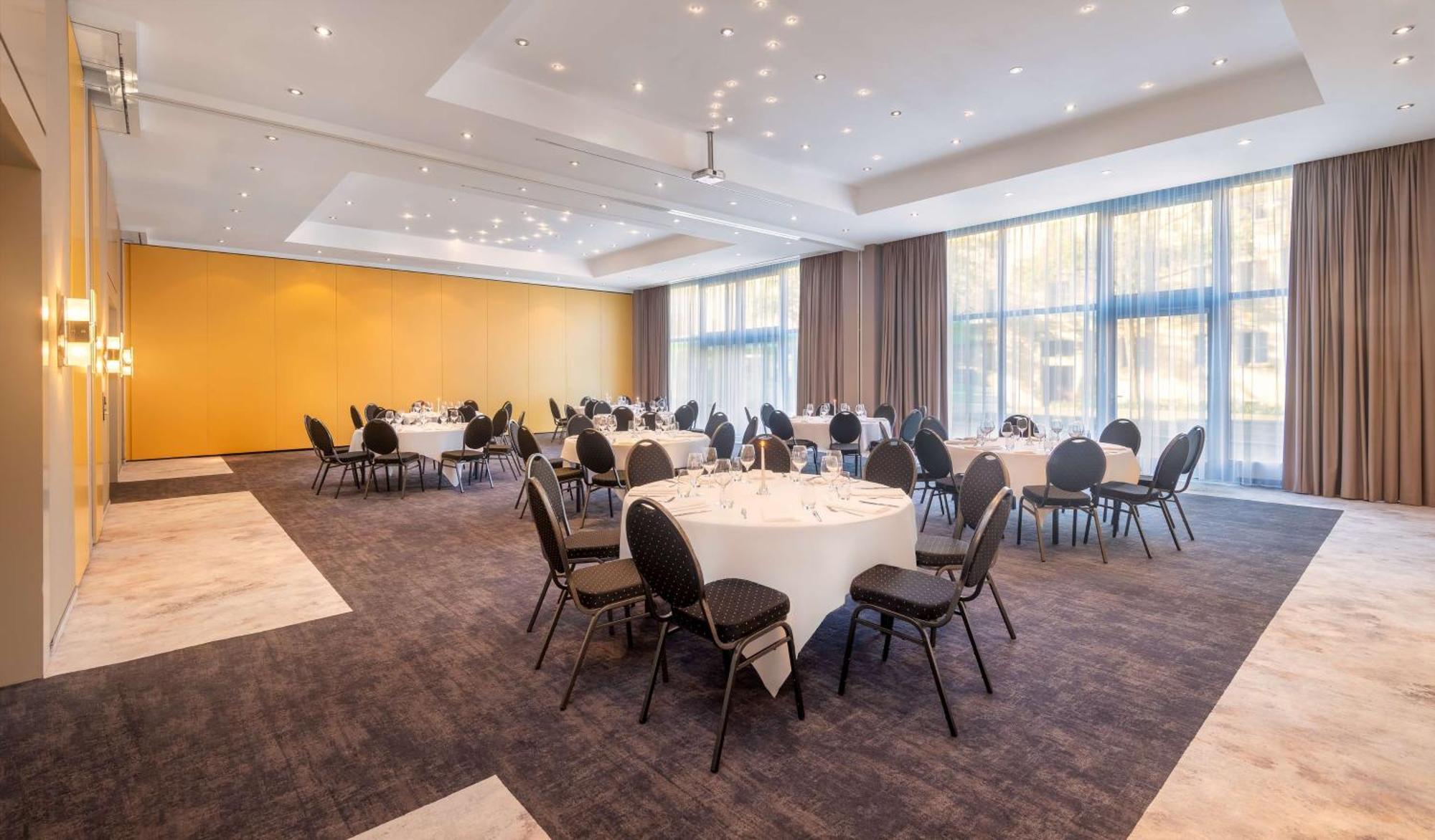 Radisson Blu Fuerst Leopold Hotel Dessau-Rosslau Екстериор снимка