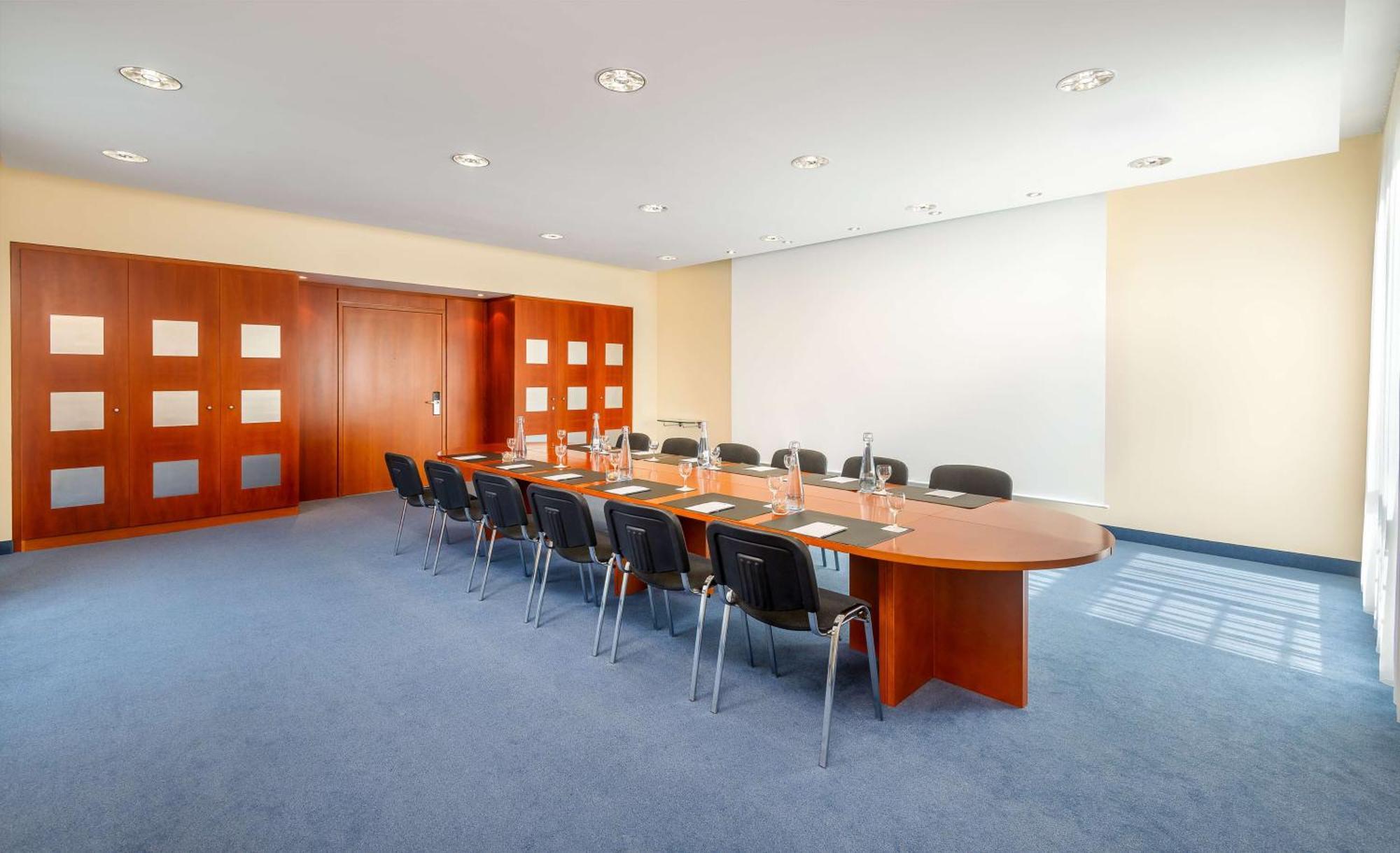Radisson Blu Fuerst Leopold Hotel Dessau-Rosslau Екстериор снимка