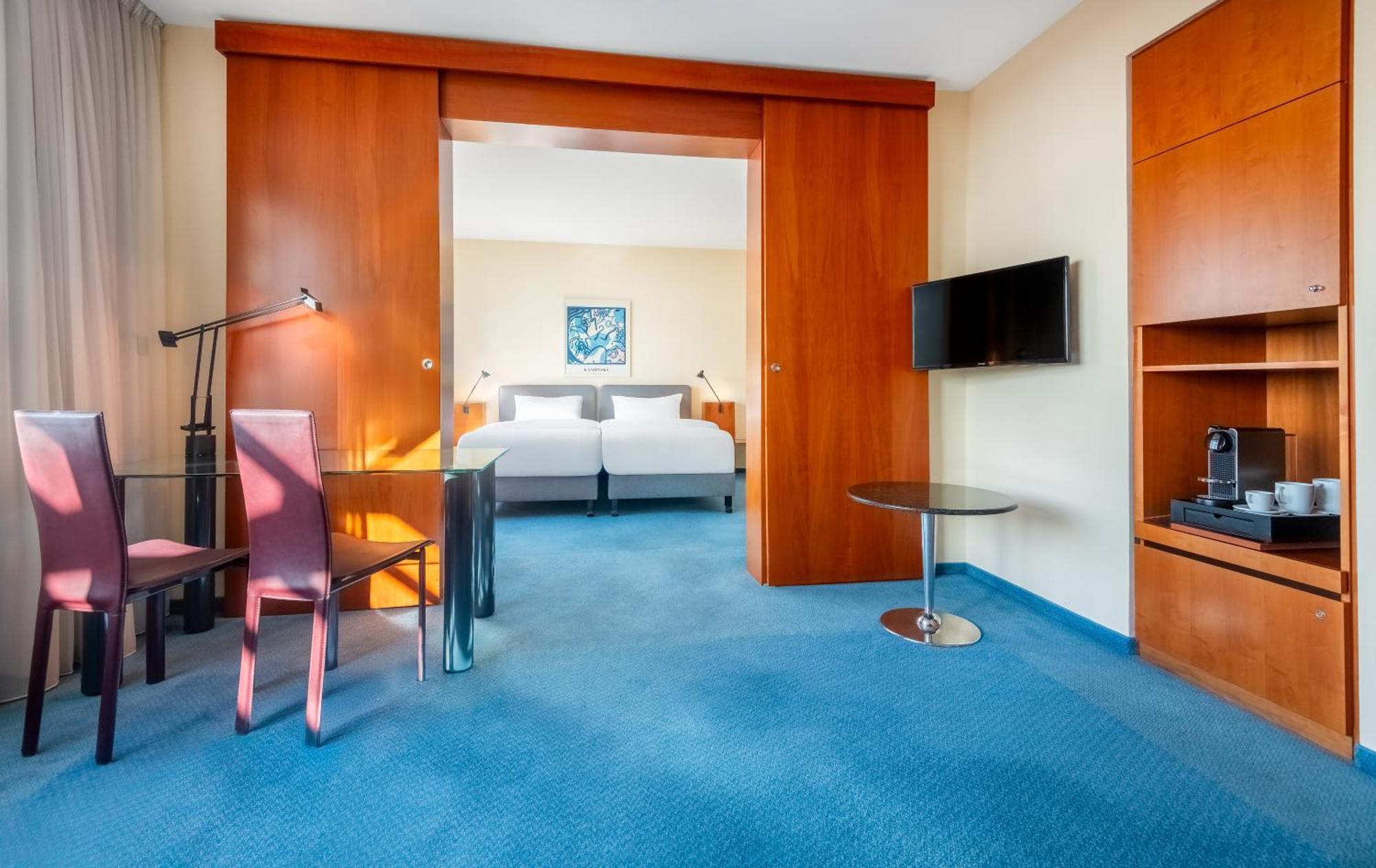 Radisson Blu Fuerst Leopold Hotel Dessau-Rosslau Екстериор снимка